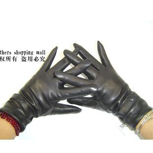 Free Shipping European version of the sheepskin women's short design senior genuine leather gloves black 0679