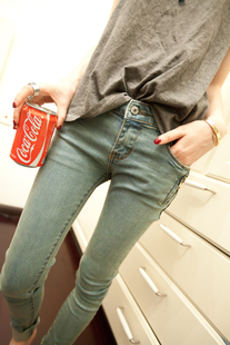 Free Shipping Fashion all-match 2012 spring water wash slim jeans Women zipper pocket pencil pants