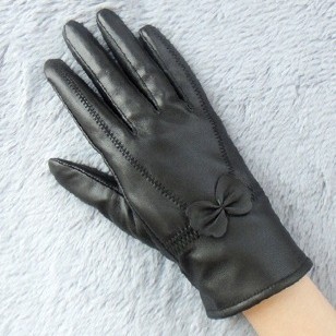 Free shipping  Fashion BLACK Genuine Leather Glove for Ladies Made by TOP Grade Sheep  Gift box packing