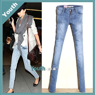 Free Shipping Fashion light blue hole scratches jeans female skinny pants low-waist pencil pants long 2013 spring new arrival