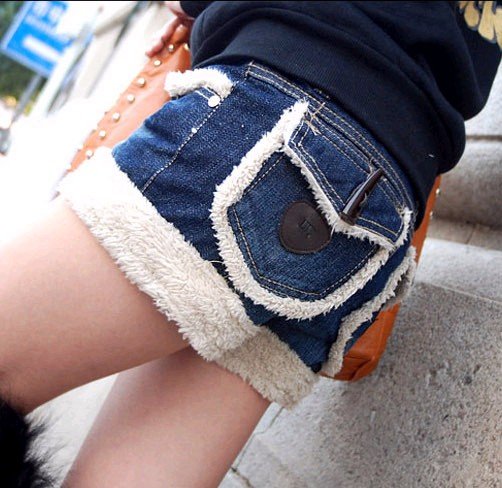 Free shipping fashion women's winter Boots pants Lambs wool Crimping shorts 8089