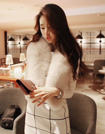 Free Shipping For High-grade The fox wool coat brief paragraph chest 66cm waist 90cm length 39cm