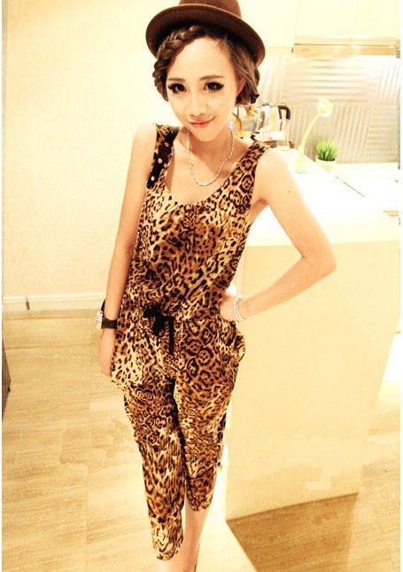 Free Shipping /Han edition leopard grain cultivate one's morality even superheroes wear pants and even/0326