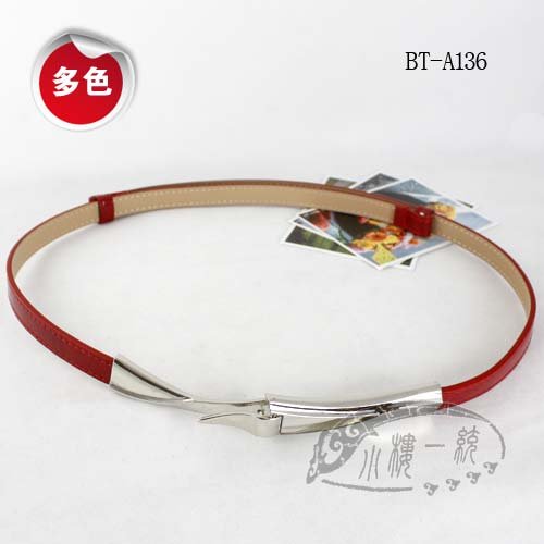 Free shipping Hot-sale Womens Interlocking Buckle Patent Leather Skinny fashion ladies belts BT-A136-re