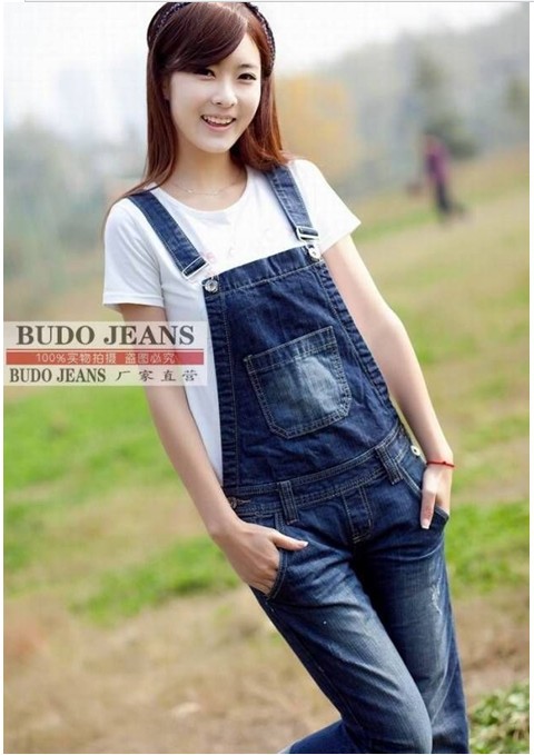 free shipping In 2013 the new woman suspenders jeans wholesale and retail /Cute baggy jeans/Siamese trousers fashion