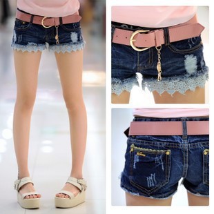 Free Shipping!!Korean version of the 2013 fringed washing frayed lace stitching folds denim shorts hot pants