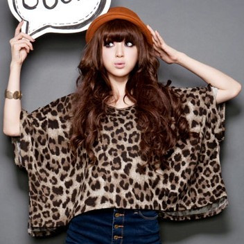 Free Shipping, Leopard print loose woolen cloth top 8739