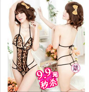 Free shipping Leopard print temptation one piece sexy sleepwear women's spaghetti strap nightgown charming temptation set