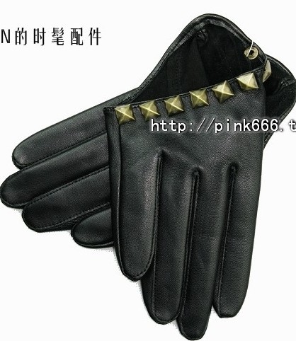 Free shipping New fashion women rivet Gloves Half-palm glove for party faux leather perform gloves