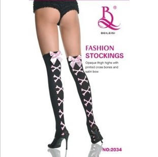 FREE SHIPPING NEW WOMENS SEXY OPAQUE THIGH HIGH BLACK STOCKING W/ CROSSBONES PRINT PINK BOW