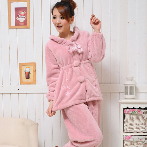 Free shipping! Newsluck thickening fashion noble elegant women's coral fleece sleep set pink embroidered the paragraph