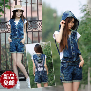 Free shipping One piece hole denim bib pants shorts female 2013 slim with a hood loose