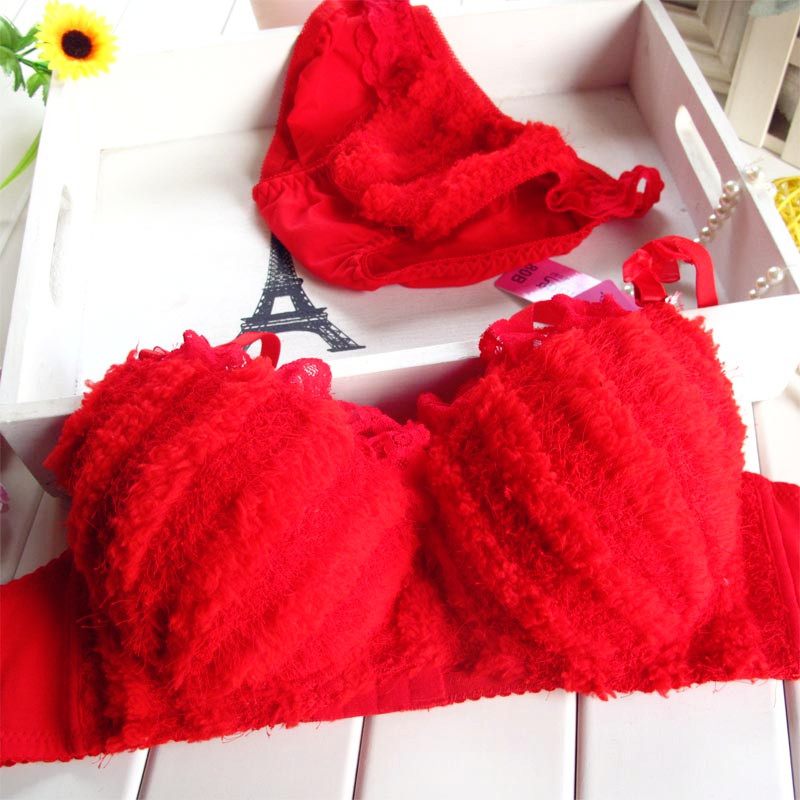 FREE SHIPPING Red underwear sweet bra set bra juniors plush cake thickening bra set