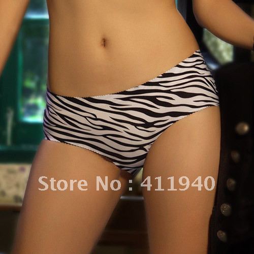 Free shipping, Seamless panties self-shade temptation leopard print paragraph one piece sexy panties low-waist briefs