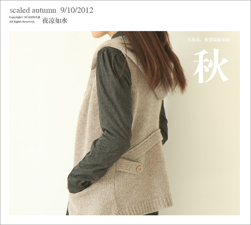 Free shipping! Secret . line with a hood vest