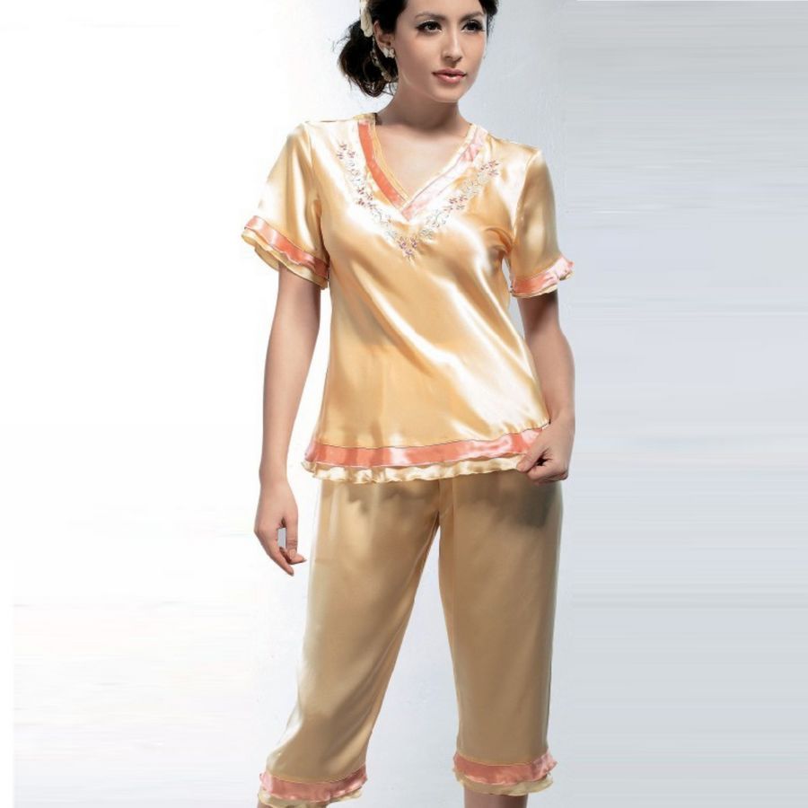 free shipping Silk sleepwear embroidered ruffle laciness sleepwear set lounge y2035