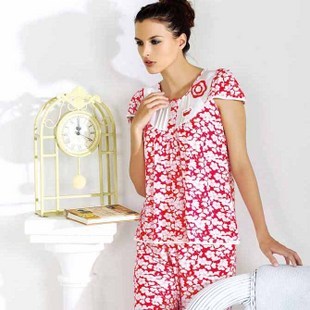 Free Shipping Sleepwear spring and summer comfortable modal short-sleeve women's lounge set Silk S2046