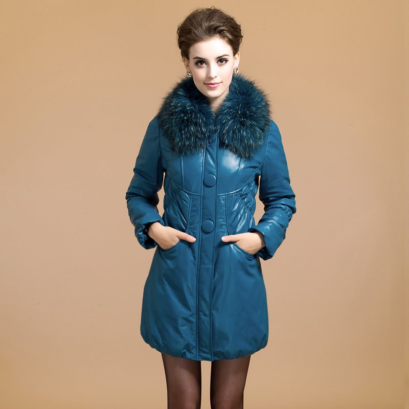 free shipping Sukracarya 2012 sheepskin leather clothing female genuine leather down coat leather clothing medium-long s818