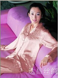 Free Shipping Suzhou silk female faux silk long short-sleeve solid color embroidered sleepwear set silk Women sleepwear lounge