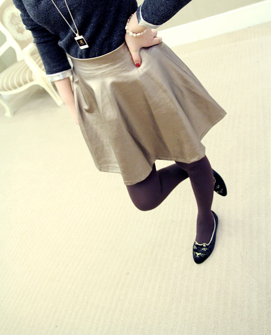 FREE SHIPPING sweet fashion all-match small leather skirt