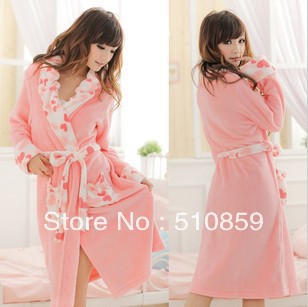 free shipping The new female pajamas coral fleece thick core long sleeve bath robe