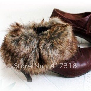 Free shipping!The plush side boot covers bottoming fur socks