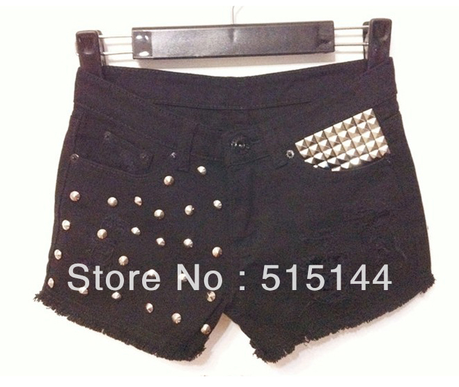 Free shipping The rivet hole fringe tassels denim shorts MI90081