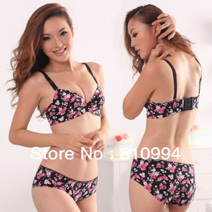 Free shipping three hook-and-eye adjustable underwear set one piece seamless bra and panties A8504 wholesale/retail