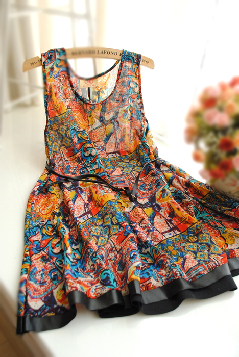 Free shipping Vintage aesthetic . peter pan fashion leather . large print loose chiffon skirt tank dress one-piece dress