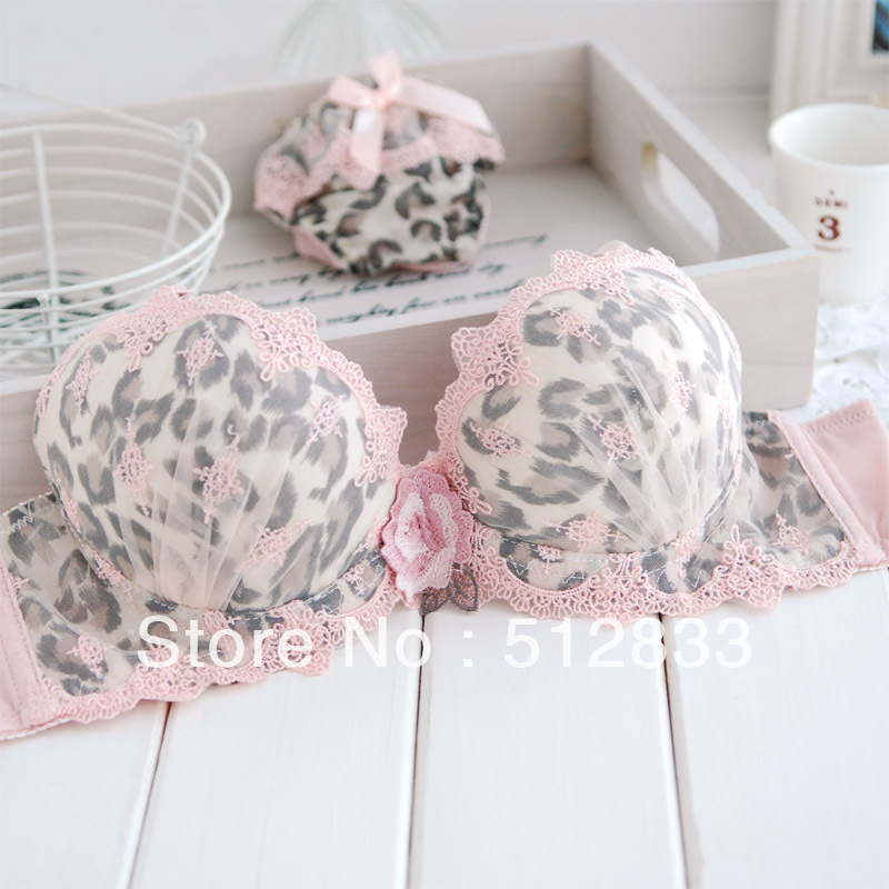 free shipping Vintage exquisite embroidery laciness gauze leopard print three-dimensional flower women's underwear bra set