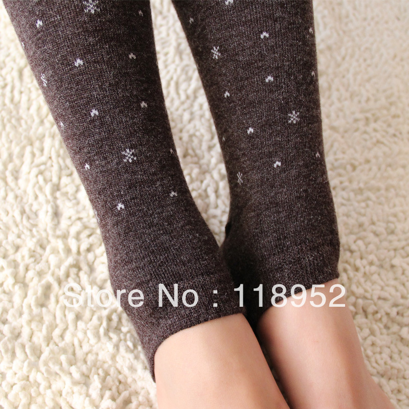 free shipping wholesale new 2013 Fashion Women Winter Warm Pantyhose Ladies Velvet Leggings alpaca round dot step pantyhose