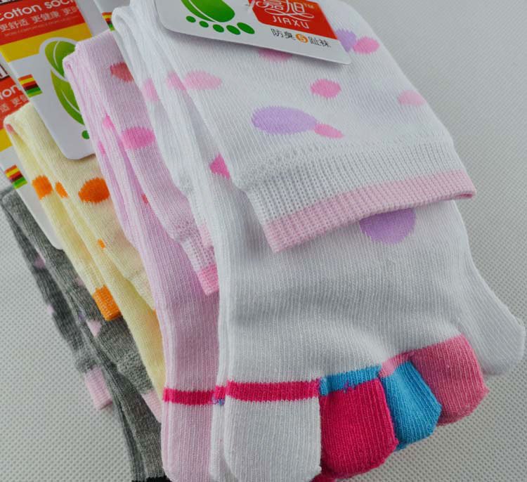 free shipping wholesale top grade women/men's cotton/spandex five finger toe socks with nice packing 12pairs/lot