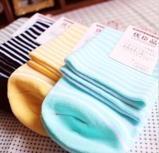 Free Shipping Wholesales Korea Cute New Candy Color Striped Pure Cotton  Socks FC12150