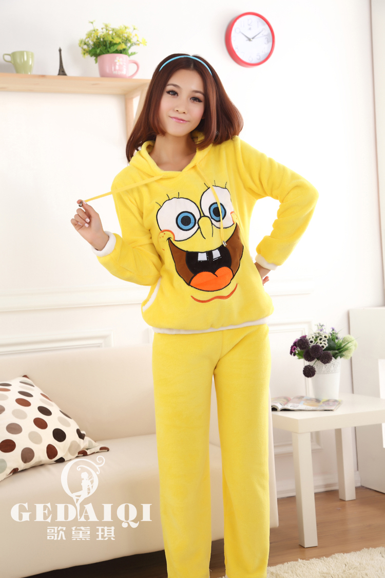 Free shipping winter coral fleece cartoon SpongeBob long-sleeved nightwear /cartoon pajamas