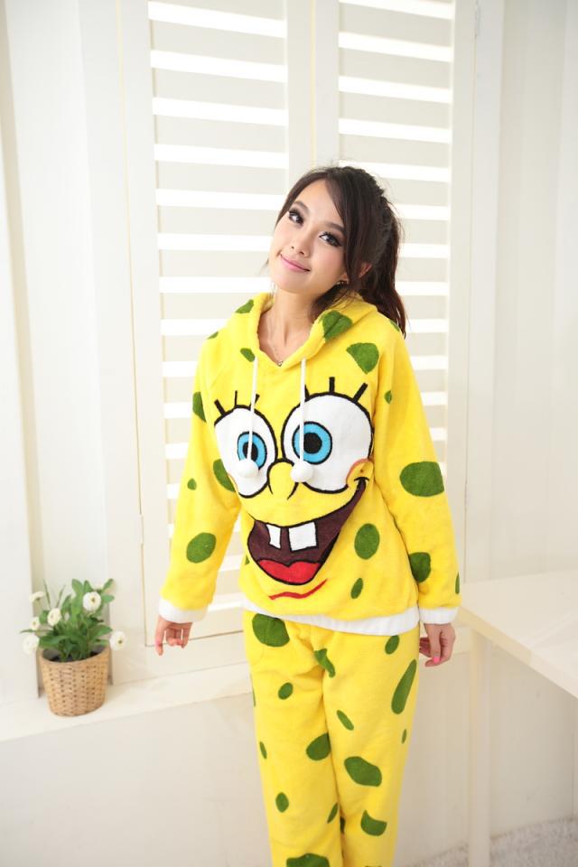 Free shipping winter coral velvet cartoon SpongeBob long-sleeved two sets of pajamas