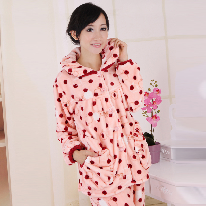 Free shipping Winter 'dot' pattern home casual flannel women's sleepwear sets