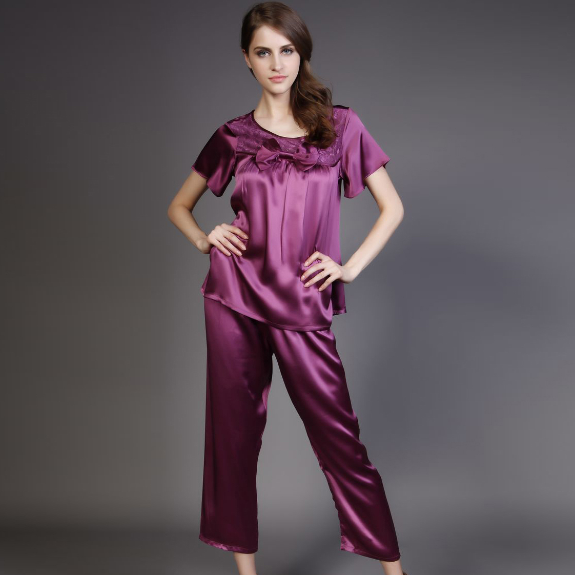 free shipping Wire mulberry silk short-sleeve women's sleep set f1206