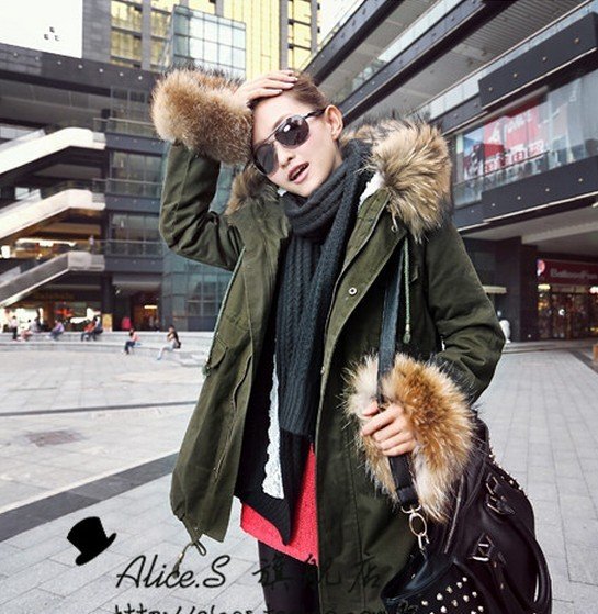 Free shipping women Raccoon fur collar army green cotton coat