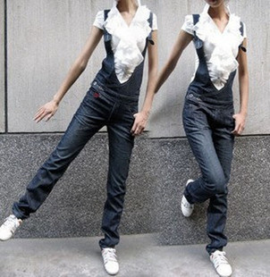 Free Shipping Women's cool thin straight denim bib pants 9901