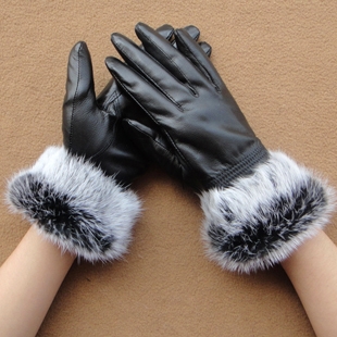 free shipping Women's genuine leather gloves fashion short design sheepskin fur gloves thermal rabbit fur gloves