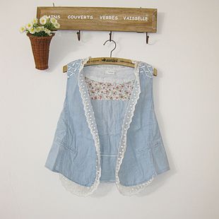 Free Shipping! Women's vivi fashion lace decoration denim vest sweet denim vest small vest -hb