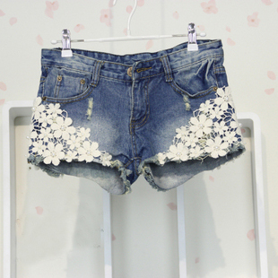 Free Shipping! XL Women fat mm summer spring 2013 Korean version of the holes in jeans lace shorts