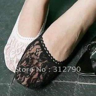 Freeshipping By China Post -- Promotiona! NEW2012,women's fashion short lace socks ,black and white color slipper socks,12pairs