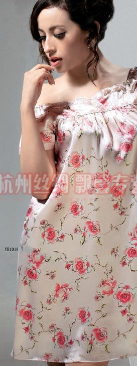 freeshipping Silk quality print princess doll dress 1018