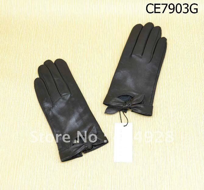 guaranteed 100% genuine leather Gloves Accessories,wholesale and retail new fashion top  quality 7903