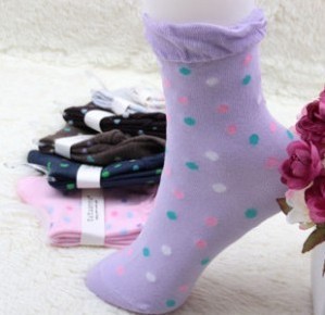 Heap of lace, candy color cotton socks.