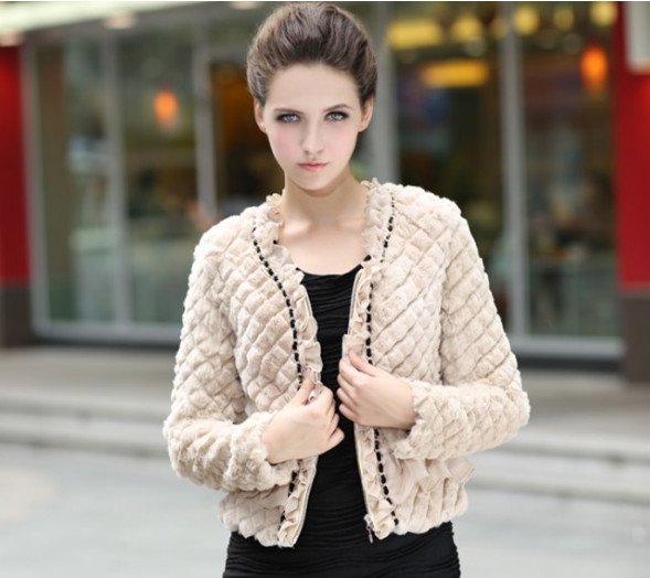 High Quality Chain Embellishment Hooded Coat Lotus Leaf Furry Coat Beige Hoodies HN12081609-1