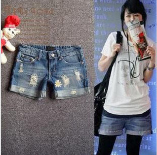 High quality edition hole roll-up hem vintage plus size denim shorts female summer loose mm thin single-shorts