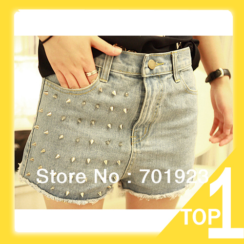 Holiday Sale Free shipping/Drop shipping Women Studs Rivet Short Jeans Y6142