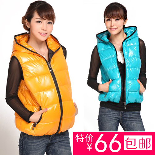 hot + free shipping 2012 autumn and winter liner vest female with a hood vest down coat female short design leather vest